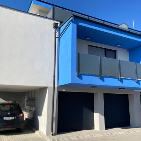 Swiss Star Apartment Mosonmagyarovar Ngoại thất bức ảnh